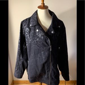 Chico’s Zenergy Black Leopard Print Jacket